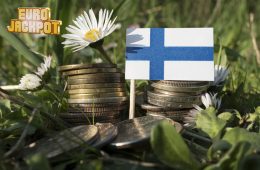 Finnische Flagge auf Geldmünzen